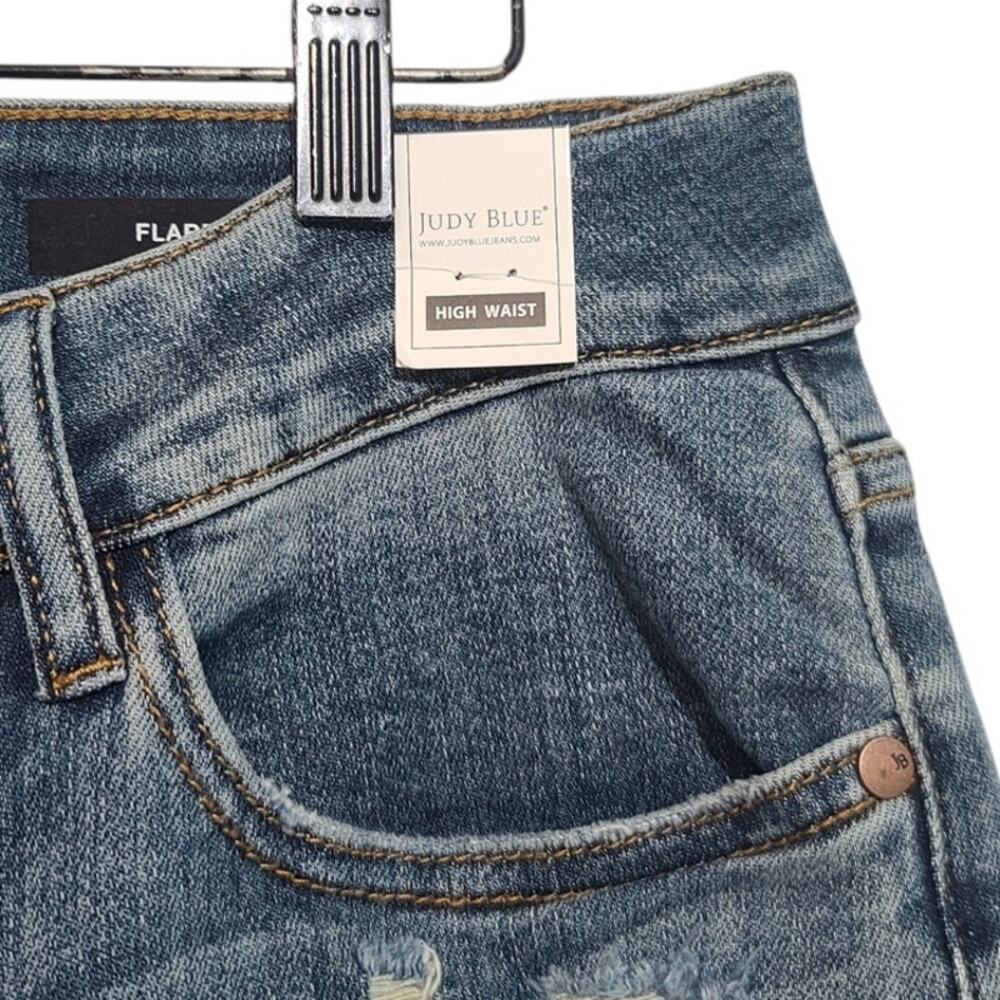 Judy Blue Flare Jeans 14W NWT Medium Wash High Waist Destroyed Stretch - Picture 3 of 5